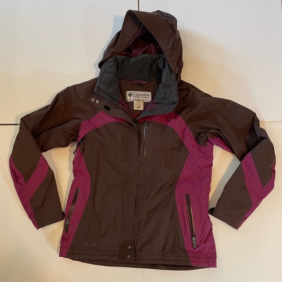 Columbia Jackets & Blazers - Columbia TITANIUM HOODED JACKET  WOMENS Small Omni Tech In Purple Full Zip